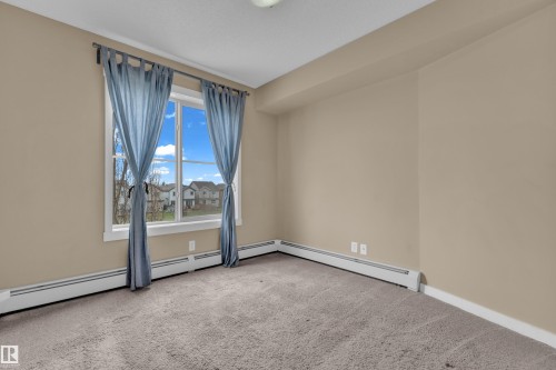 303 111 Watt Common, Edmonton, AB - Indoor Photo Showing Other Room