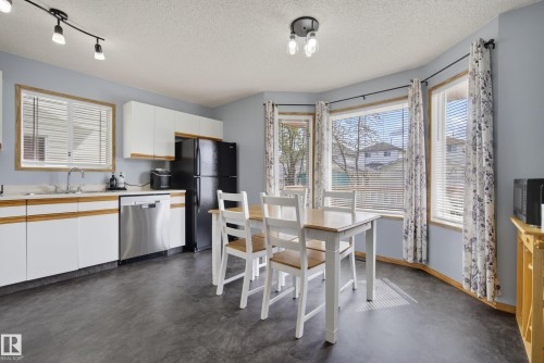 1517 Jarvis Crescent, Edmonton, AB - Indoor