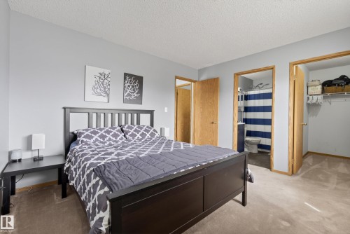 1517 Jarvis Crescent, Edmonton, AB - Indoor Photo Showing Bedroom