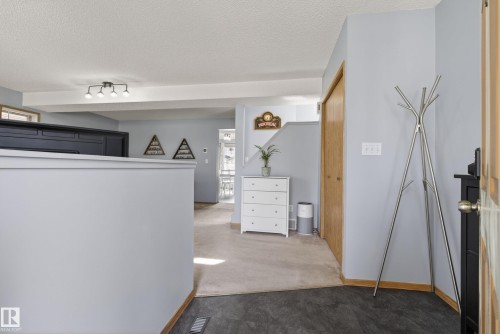 1517 Jarvis Crescent, Edmonton, AB - Indoor
