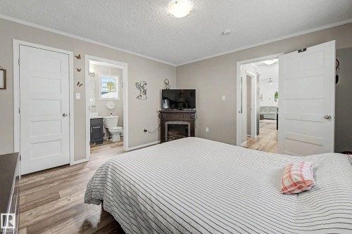 15 12604 153 Avenue, Edmonton, AB - Indoor Photo Showing Bedroom