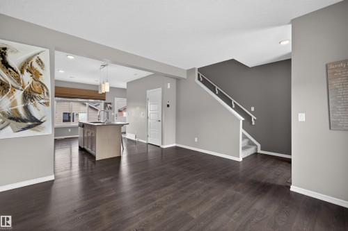 828 36 Avenue, Edmonton, AB - Indoor