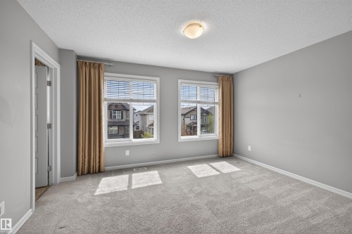 828 36 Avenue, Edmonton, AB - Indoor Photo Showing Other Room
