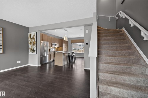 828 36 Avenue, Edmonton, AB - Indoor