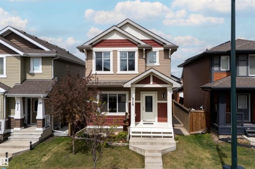 828 36 Avenue, Edmonton, AB - Outdoor With Facade