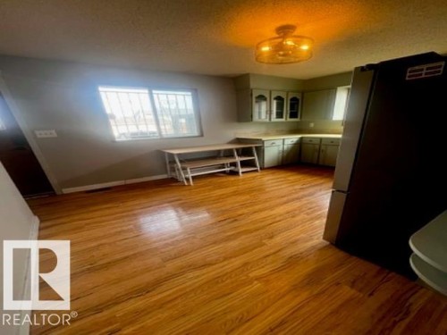 8804 29 Avenue, Edmonton, AB - Indoor Photo Showing Other Room