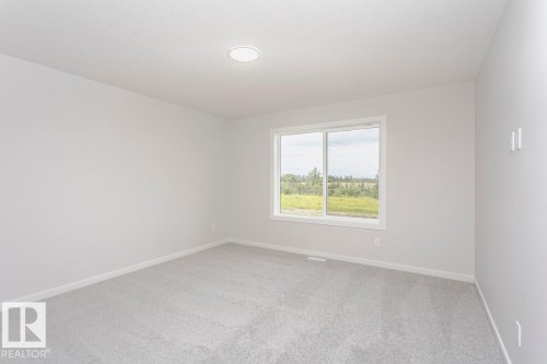 17332 5Th Street Nw, Edmonton, AB - Indoor Photo Showing Other Room