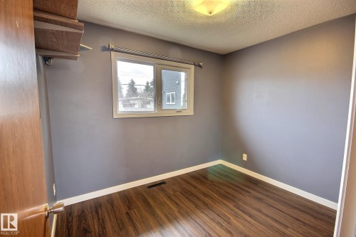 6003 90 Avenue, Edmonton, AB - Indoor Photo Showing Other Room