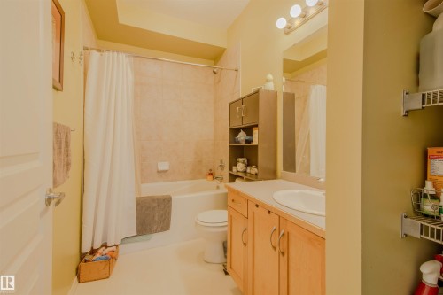 171 4823 104A Street, Edmonton, AB - Indoor Photo Showing Bathroom