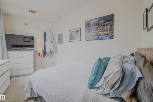 171 4823 104A Street, Edmonton, AB - Indoor Photo Showing Bedroom
