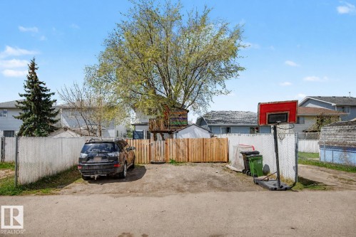 Image quality insufficient for description - 16211 55A Street, Edmonton, AB - Outdoor