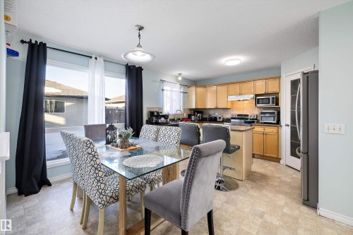 16304 43 Street, Edmonton, AB - Indoor Photo Showing Dining Room