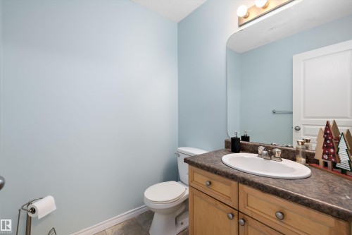 16304 43 Street, Edmonton, AB - Indoor Photo Showing Bathroom