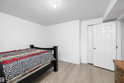 16304 43 Street, Edmonton, AB - Indoor Photo Showing Bedroom