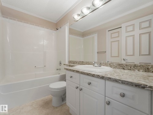 3620 130 Avenue, Edmonton, AB - Indoor Photo Showing Bathroom