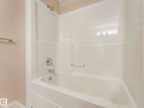 3620 130 Avenue, Edmonton, AB - Indoor Photo Showing Bathroom