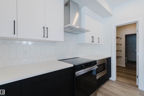 2831 191 Street, Edmonton, AB - Indoor Photo Showing Kitchen
