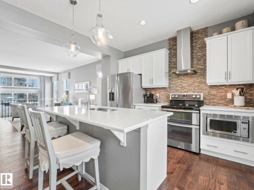 5922 Anthony Crescent Sw, Edmonton, AB - Indoor Photo Showing Kitchen With Double Sink With Upgraded Kitchen