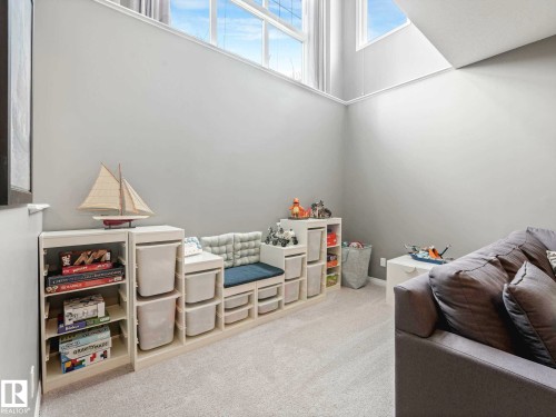 5922 Anthony Crescent Sw, Edmonton, AB - Indoor Photo Showing Other Room