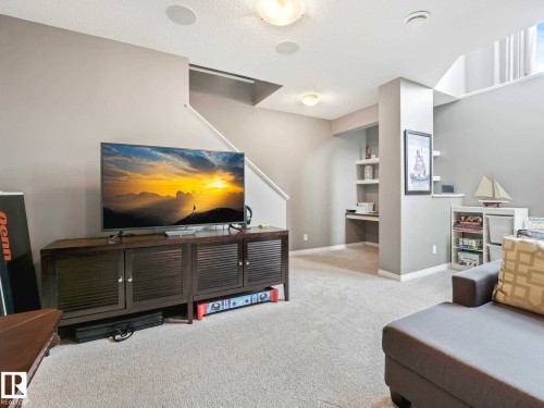 5922 Anthony Crescent Sw, Edmonton, AB - Indoor