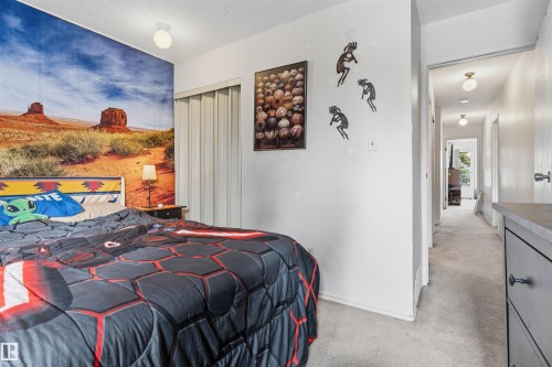 54 1904 48 Street, Edmonton, AB - Indoor Photo Showing Bedroom