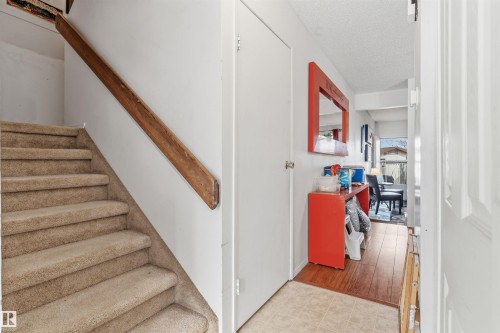 54 1904 48 Street, Edmonton, AB - Indoor Photo Showing Other Room