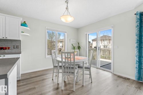 6 10848 8 Avenue, Edmonton, AB - Indoor Photo Showing Dining Room