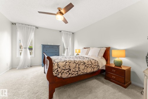6 10848 8 Avenue, Edmonton, AB - Indoor Photo Showing Bedroom