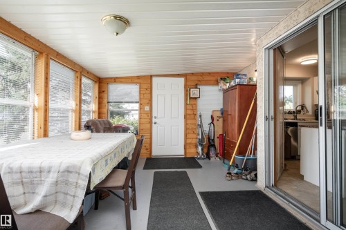 4116 44 Avenue, Stony Plain, AB - Indoor