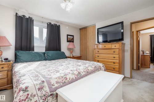 4116 44 Avenue, Stony Plain, AB - Indoor Photo Showing Bedroom