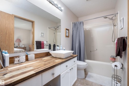 4116 44 Avenue, Stony Plain, AB - Indoor Photo Showing Bathroom