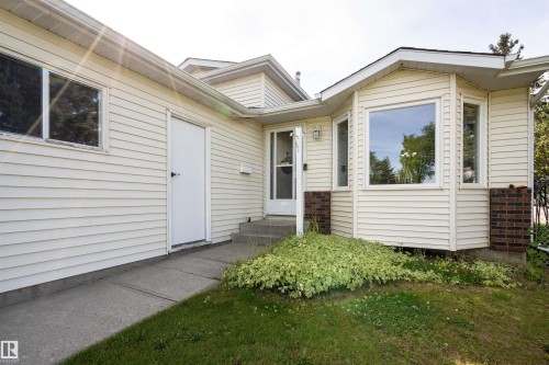 4116 44 Avenue, Stony Plain, AB - Outdoor