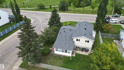 4116 44 Avenue, Stony Plain, AB - Outdoor