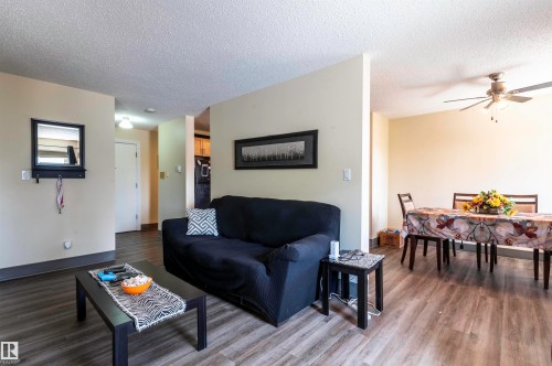 #130 95 Mckenney Av, St. Albert, AB - Indoor Photo Showing Living Room