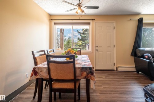 #130 95 Mckenney Av, St. Albert, AB - Indoor Photo Showing Dining Room