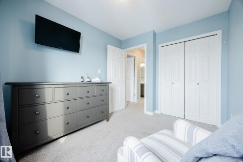 3841 Powell Wynd Sw, Edmonton, AB - Indoor Photo Showing Bedroom