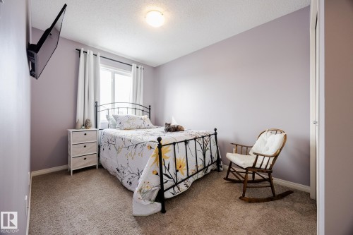 3841 Powell Wynd Sw, Edmonton, AB - Indoor Photo Showing Bedroom