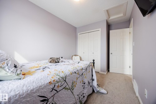 3841 Powell Wynd Sw, Edmonton, AB - Indoor Photo Showing Bedroom