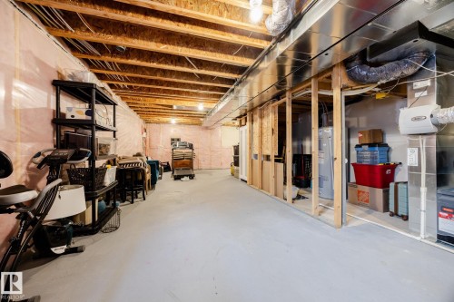 3841 Powell Wynd Sw, Edmonton, AB - Indoor Photo Showing Basement