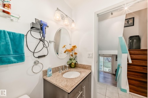 28 9520 174 Street, Edmonton, AB - Indoor Photo Showing Bathroom