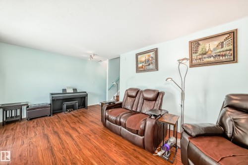 28 9520 174 Street, Edmonton, AB - Indoor Photo Showing Other Room