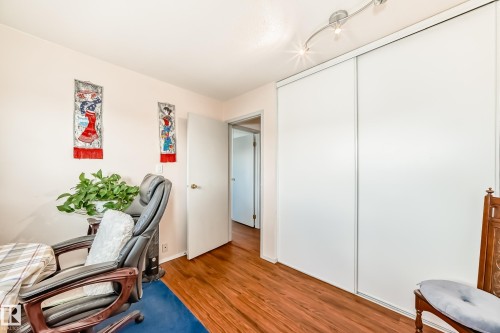 28 9520 174 Street, Edmonton, AB - Indoor