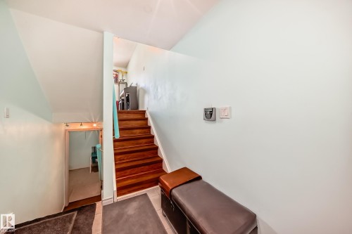 28 9520 174 Street, Edmonton, AB - Indoor Photo Showing Other Room