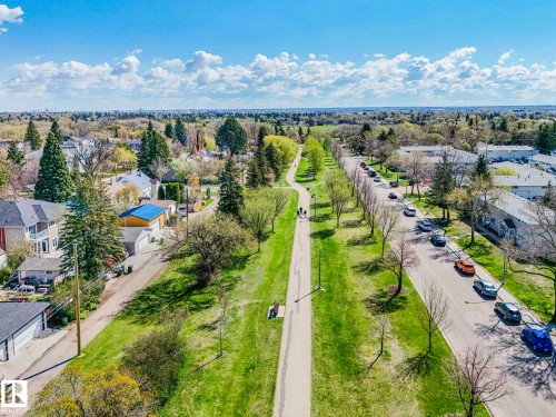 9635 64 Avenue, Edmonton, AB 