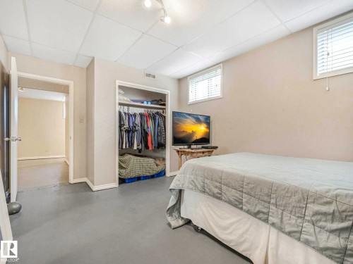 9635 64 Avenue, Edmonton, AB 