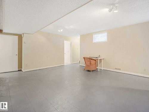 9635 64 Avenue, Edmonton, AB 