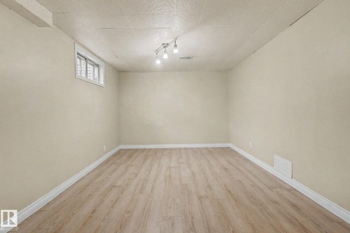 20D Callingwood Crest, Edmonton, AB - Indoor Photo Showing Other Room