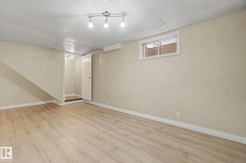20D Callingwood Crest, Edmonton, AB - Indoor Photo Showing Other Room