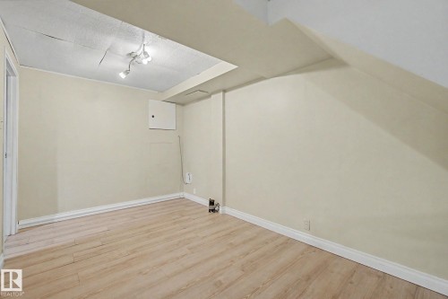 20D Callingwood Crest, Edmonton, AB - Indoor Photo Showing Other Room