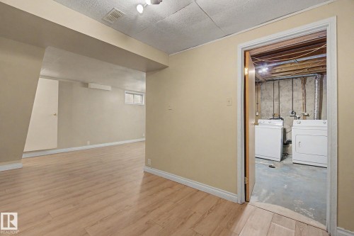 20D Callingwood Crest, Edmonton, AB - Indoor Photo Showing Laundry Room